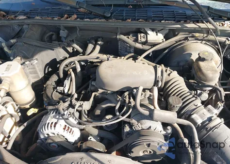 2001 Chevrolet S-10 Ls from USA, damaged, VIN 1GCCS19W118170343